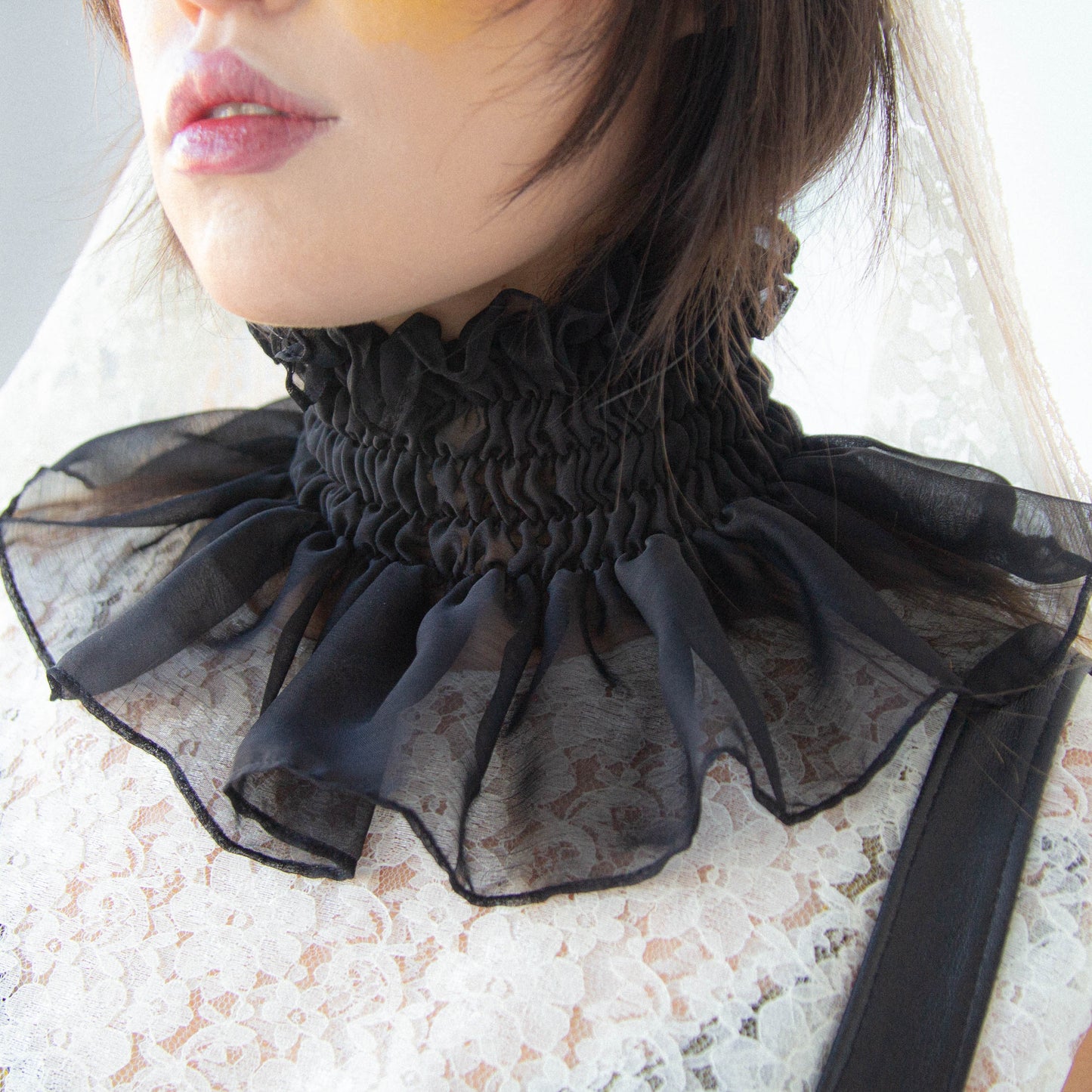 Mini Clown Collar in Black Onyx